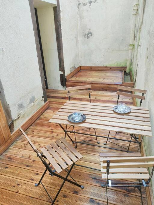 Appartement Patio Cosy à Thizy-les-Bourgs Extérieur photo